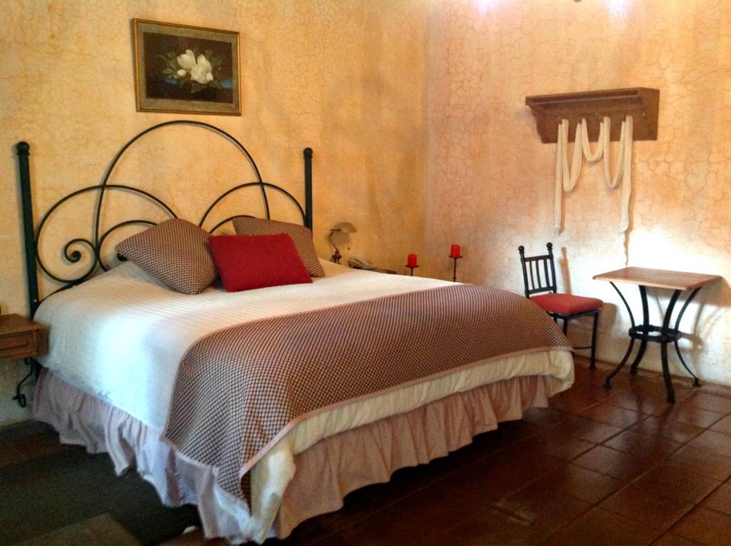 Hotel La Casona De אנטיגואה גואטמלה חדר תמונה