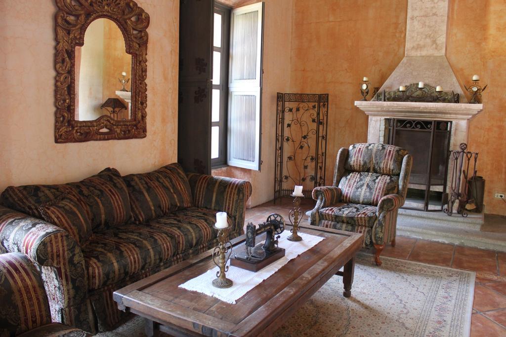 Hotel La Casona De אנטיגואה גואטמלה מראה חיצוני תמונה