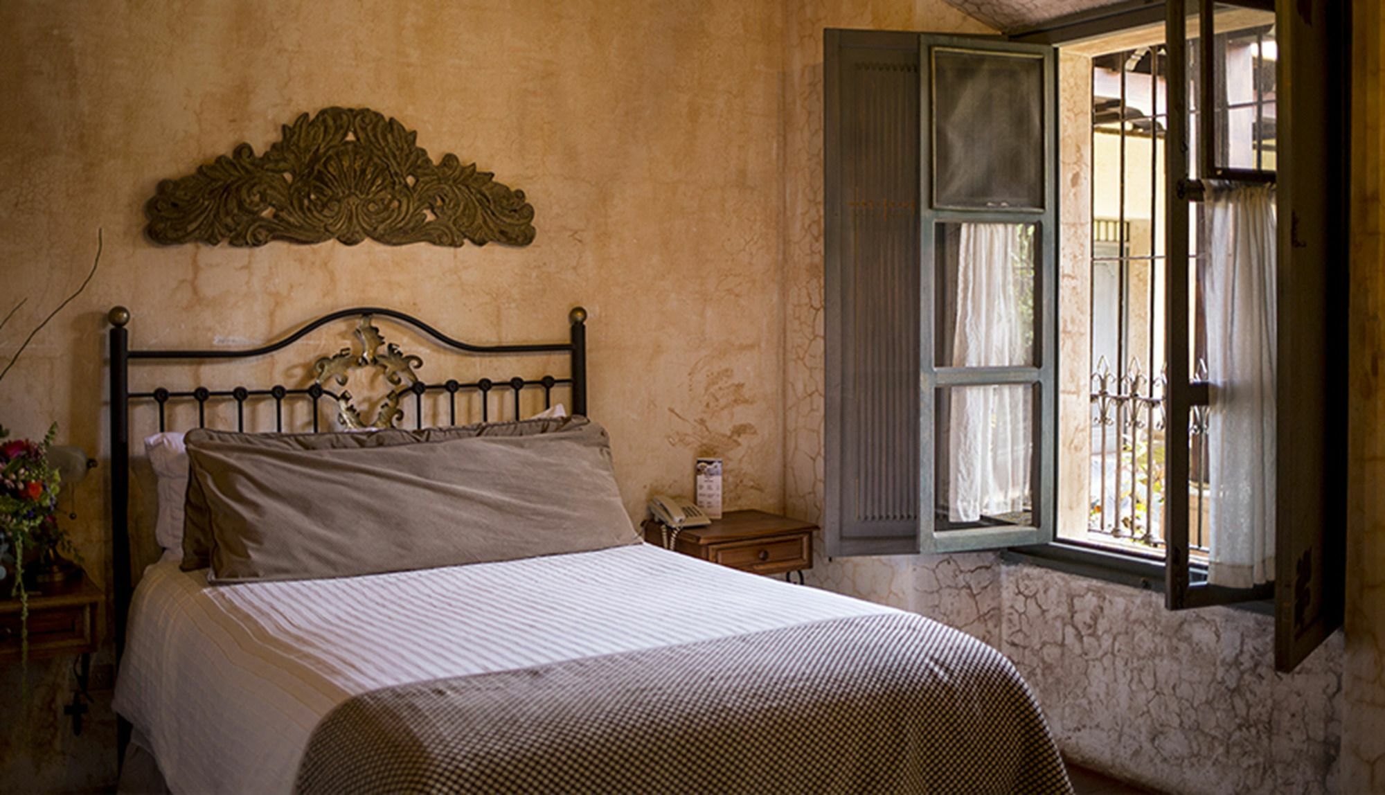 Hotel La Casona De אנטיגואה גואטמלה מראה חיצוני תמונה
